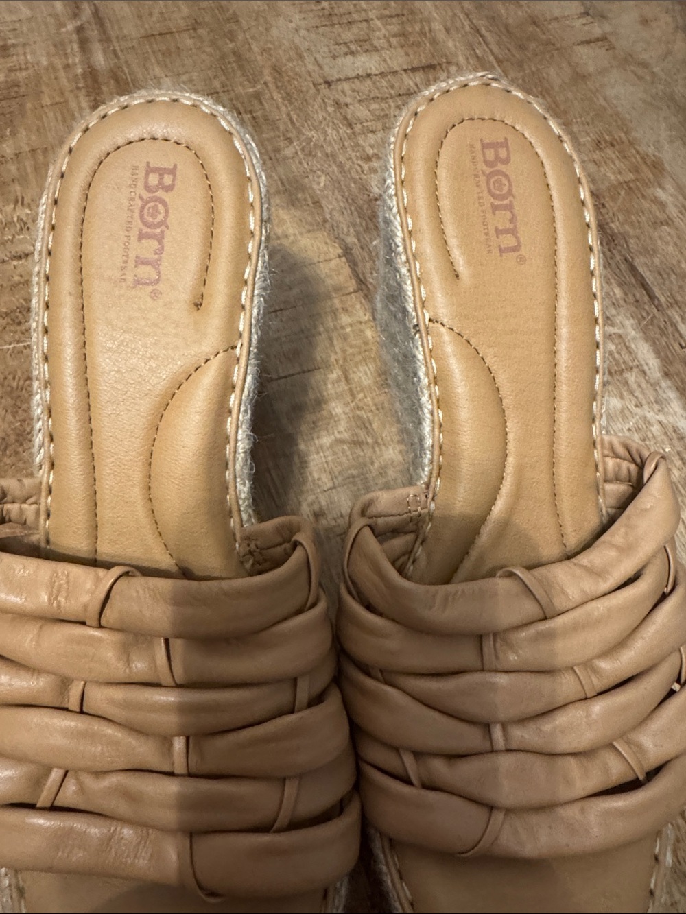 Born Aneesa tan wedge Sandal Size 10 - Picture 2 of 6